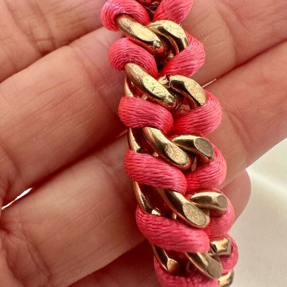 Pink and gold tone twisted chain necklace - Picture 6 of 7
